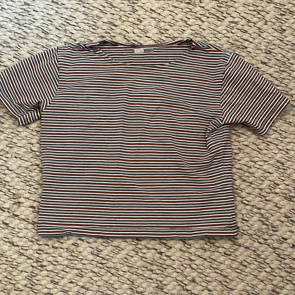 Cropped shirt